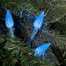 Charger l&#39;image dans la galerie, blue faceted christmas lights installed in a tree
